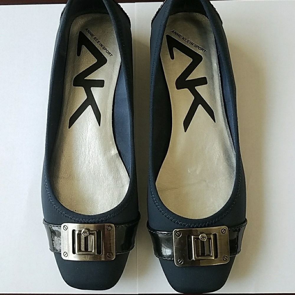 Anne Klein ballet flats
